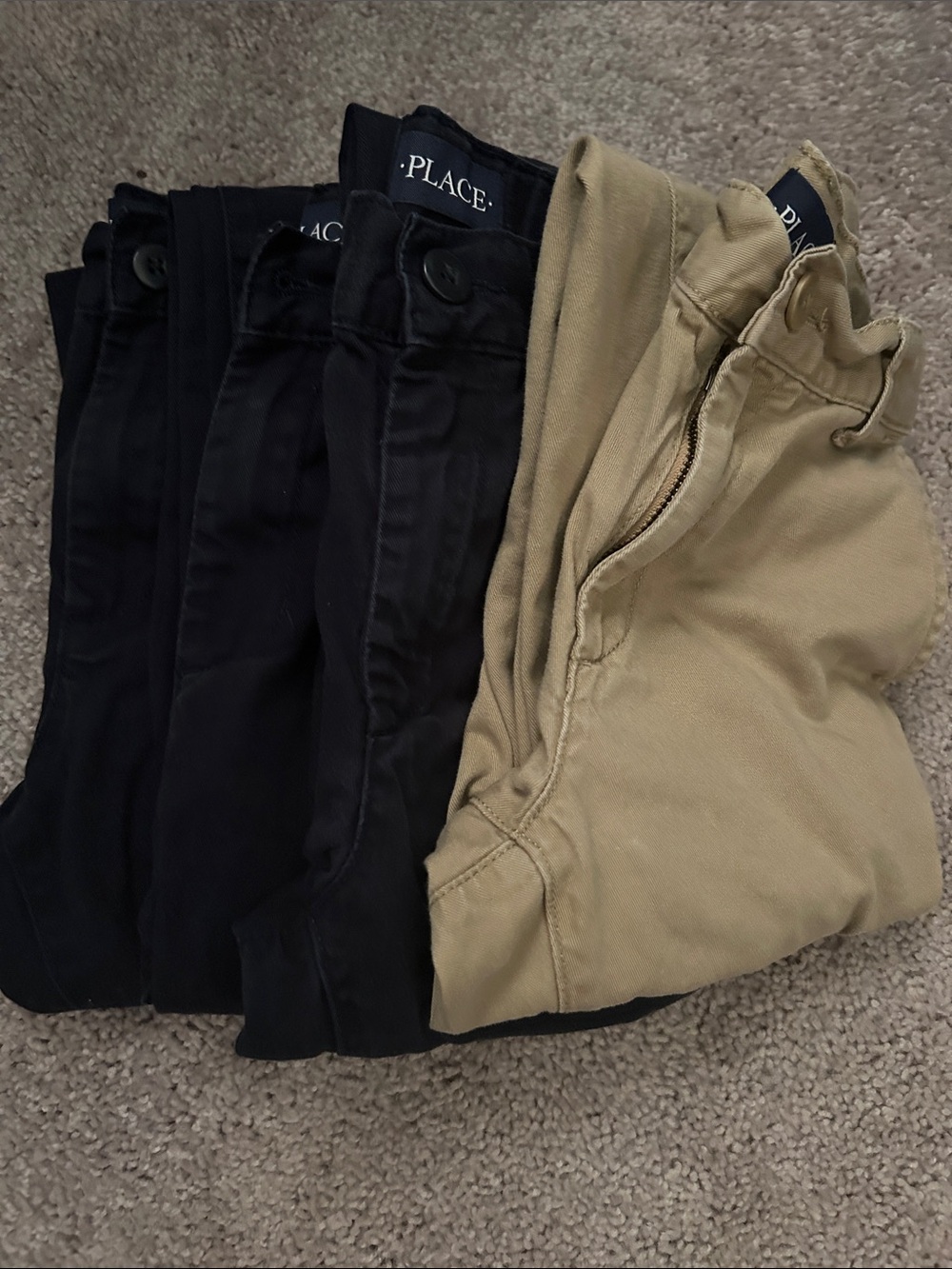 🚌Bundle of 4-The Children's Place navy and khaki pants🚌